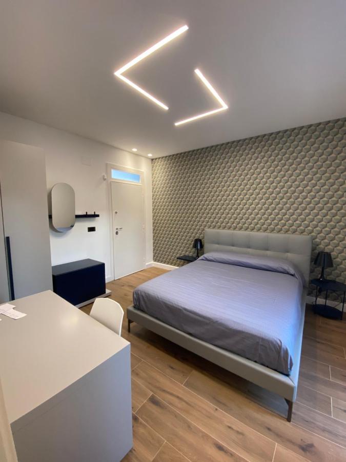 Villa Palladino Rooms Giovinazzo Bagian luar foto